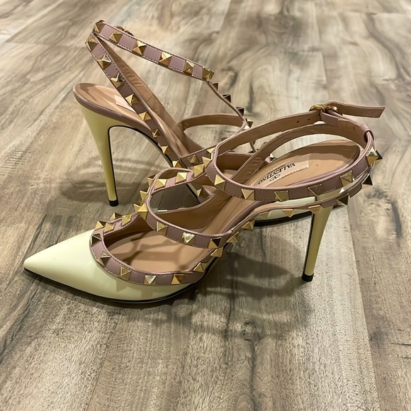 NWT VALENTINO GARAVANI PATENT ROCKSTUD CAGED PUMP 100MM - Picture 4 of 10